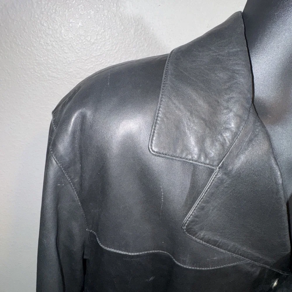 Guess Men's Black Leather Bomber Jacket Size Large Vintage Soft Coat Insulated